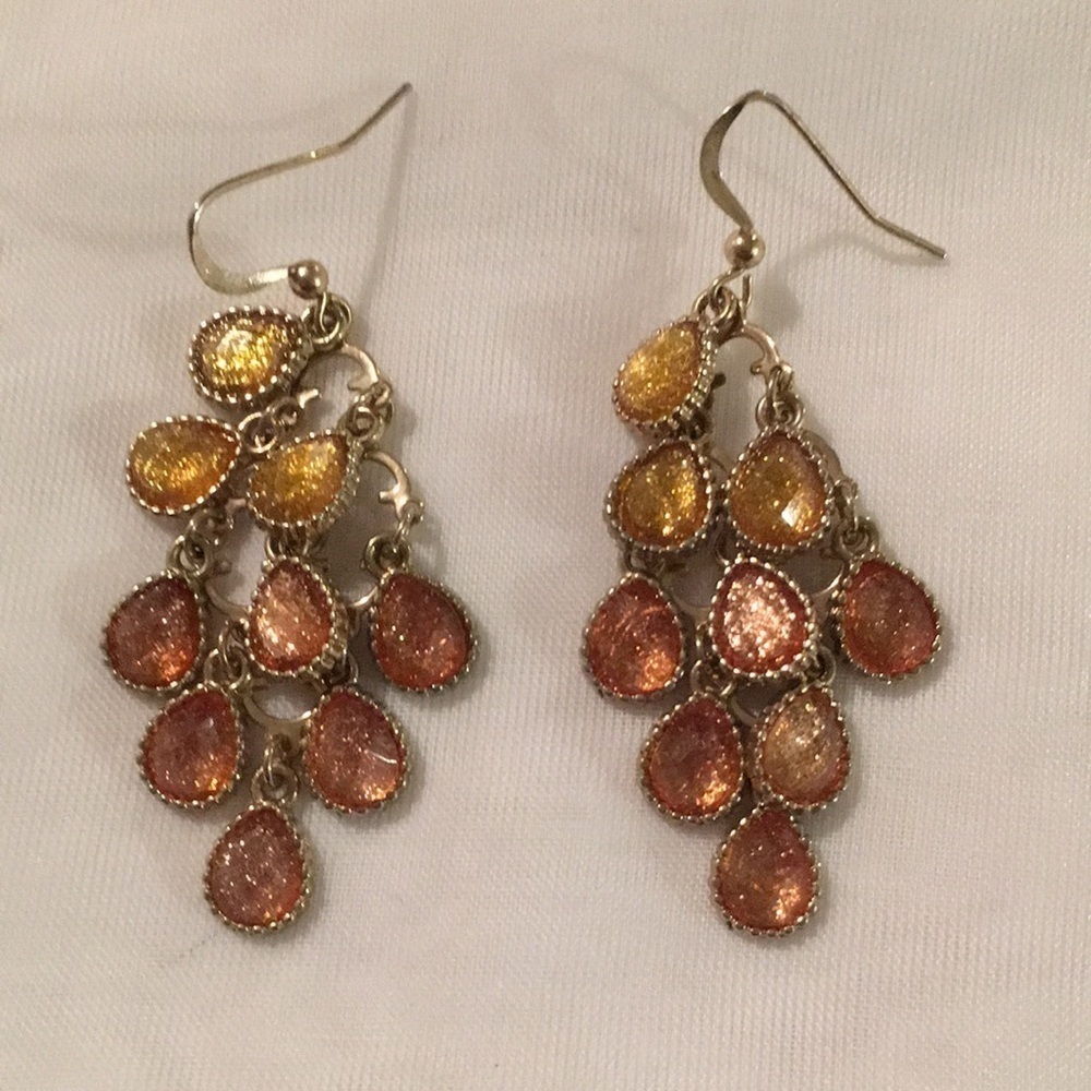 Dangle Earrings (W)